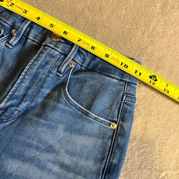 Good American Good Waist Step Hem Skinny Jeans - Picture 11 of 14